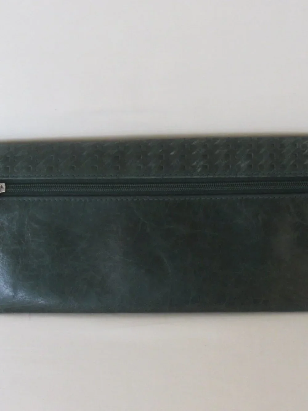 Hobo International Green Leather SADIE Woven Texture Clutch Wallet